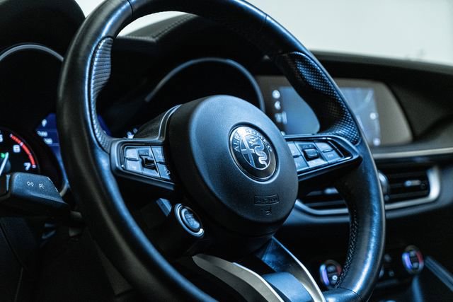 Used 2022 Alfa Romeo Stelvio Ti image 24