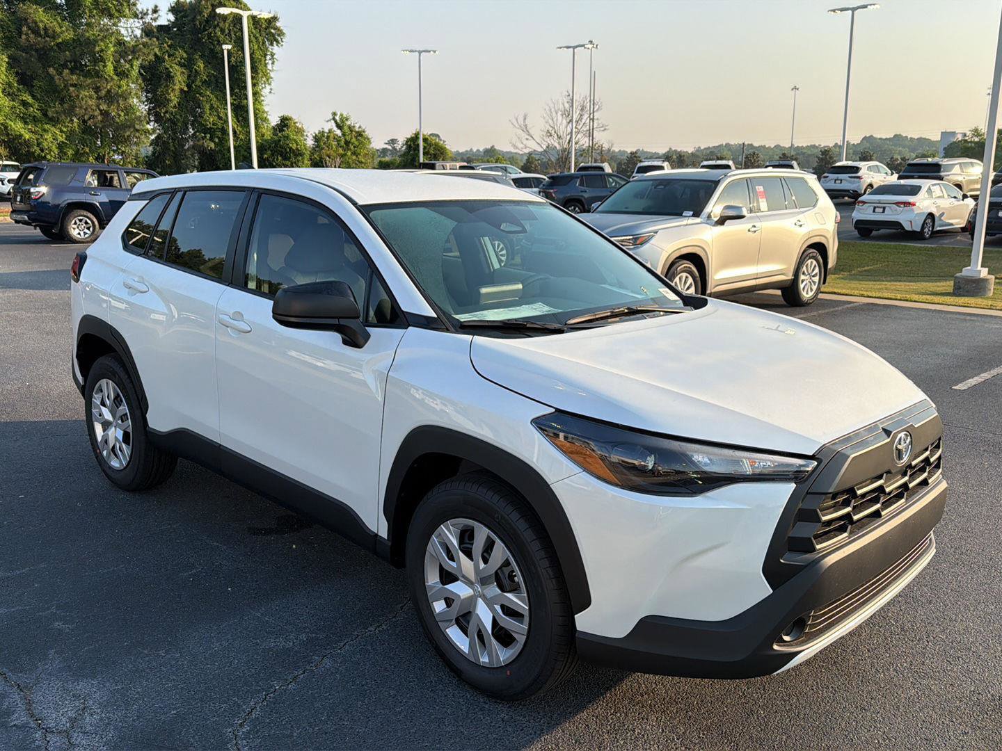 New 2026 Toyota Corolla Cross L FWD image 8