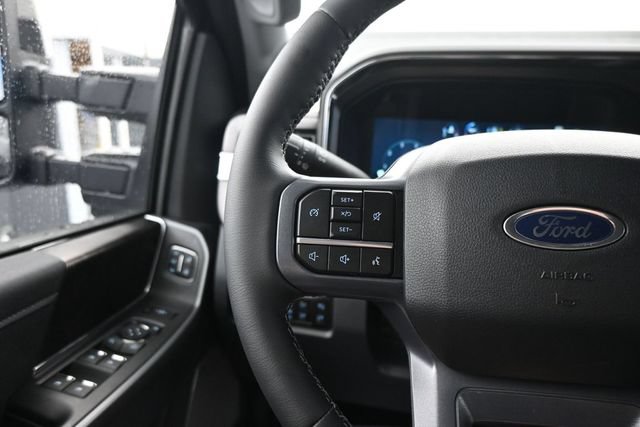 New 2026 Ford F350 Lariat w/ Black Appearance Package AWD/4WD image 13