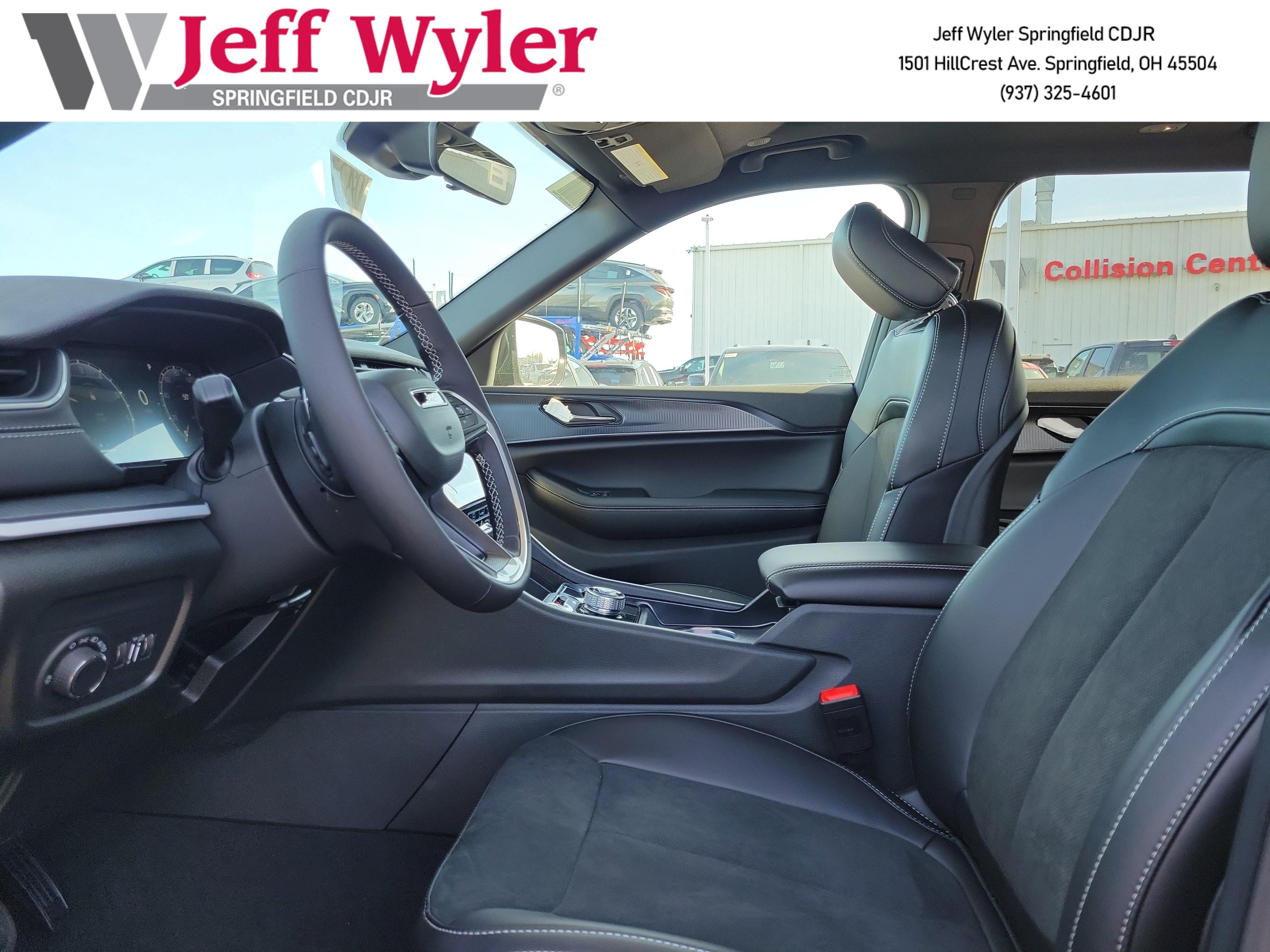 New 2025 Jeep Grand Cherokee L Altitude image 15