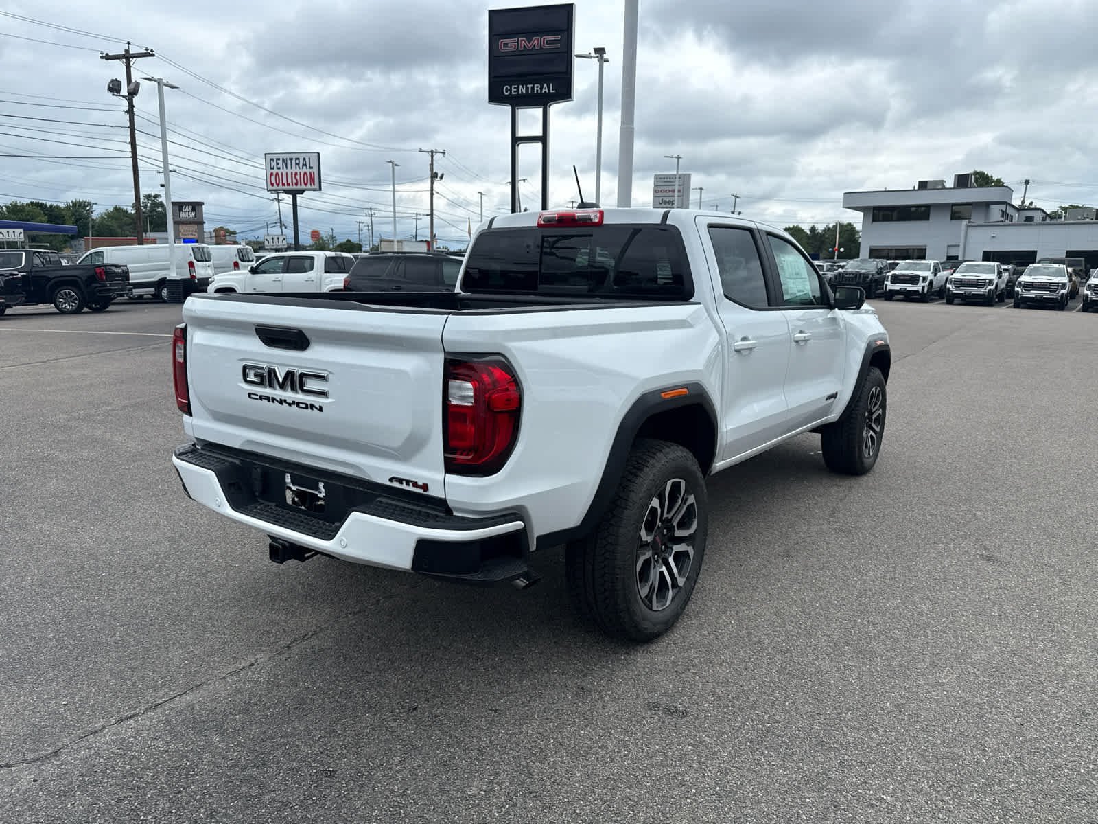 New 2026 GMC Canyon AT4 w/ Technology Plus Package AWD/4WD image 5