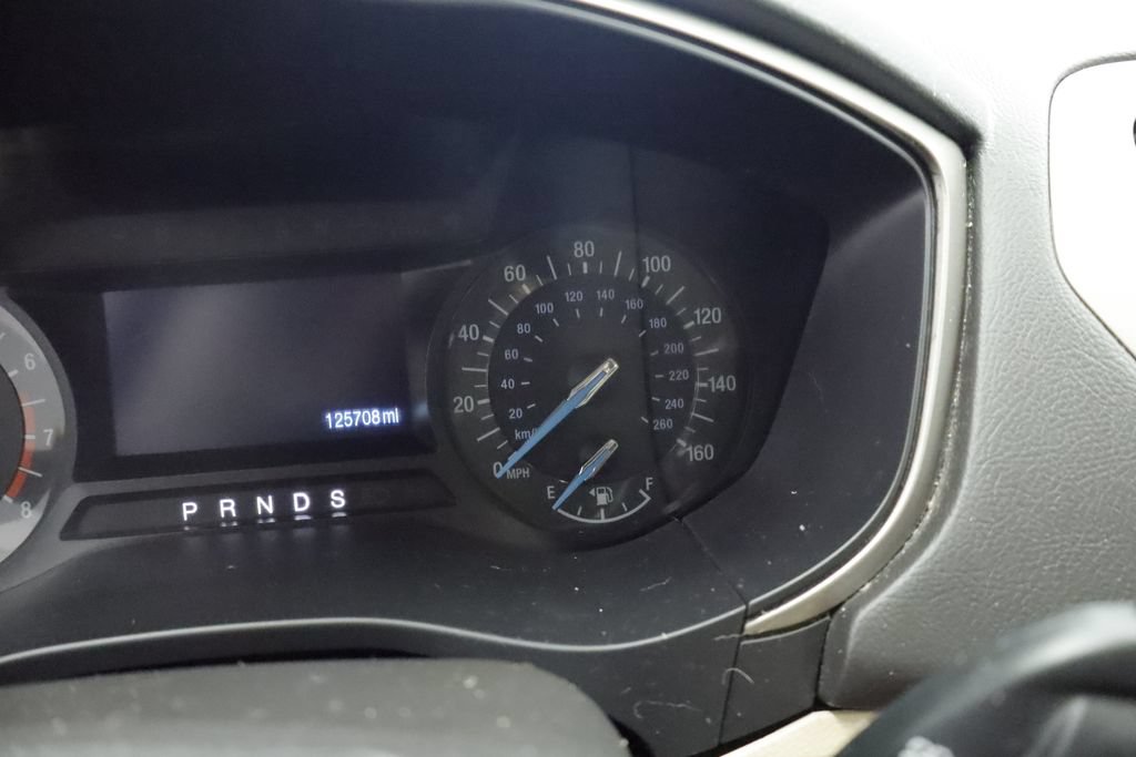 Used 2015 Ford Fusion SE w/ Equipment Group 202A FWD image 28