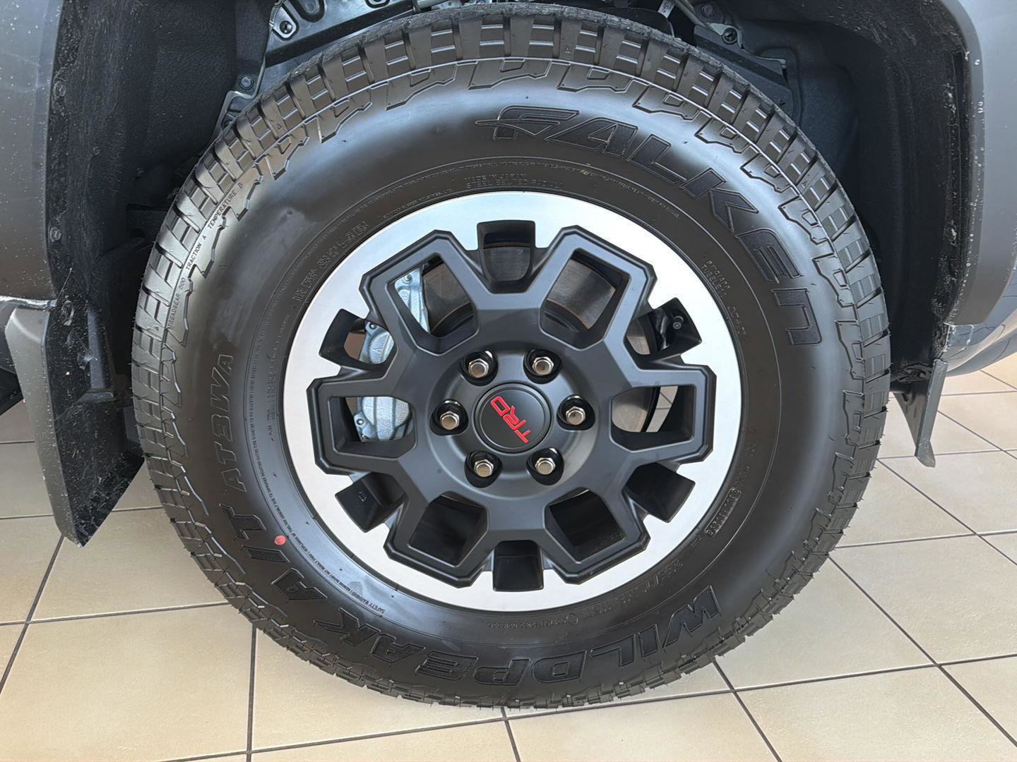 New 2025 Toyota 4Runner TRD Off-Road Premium image 9