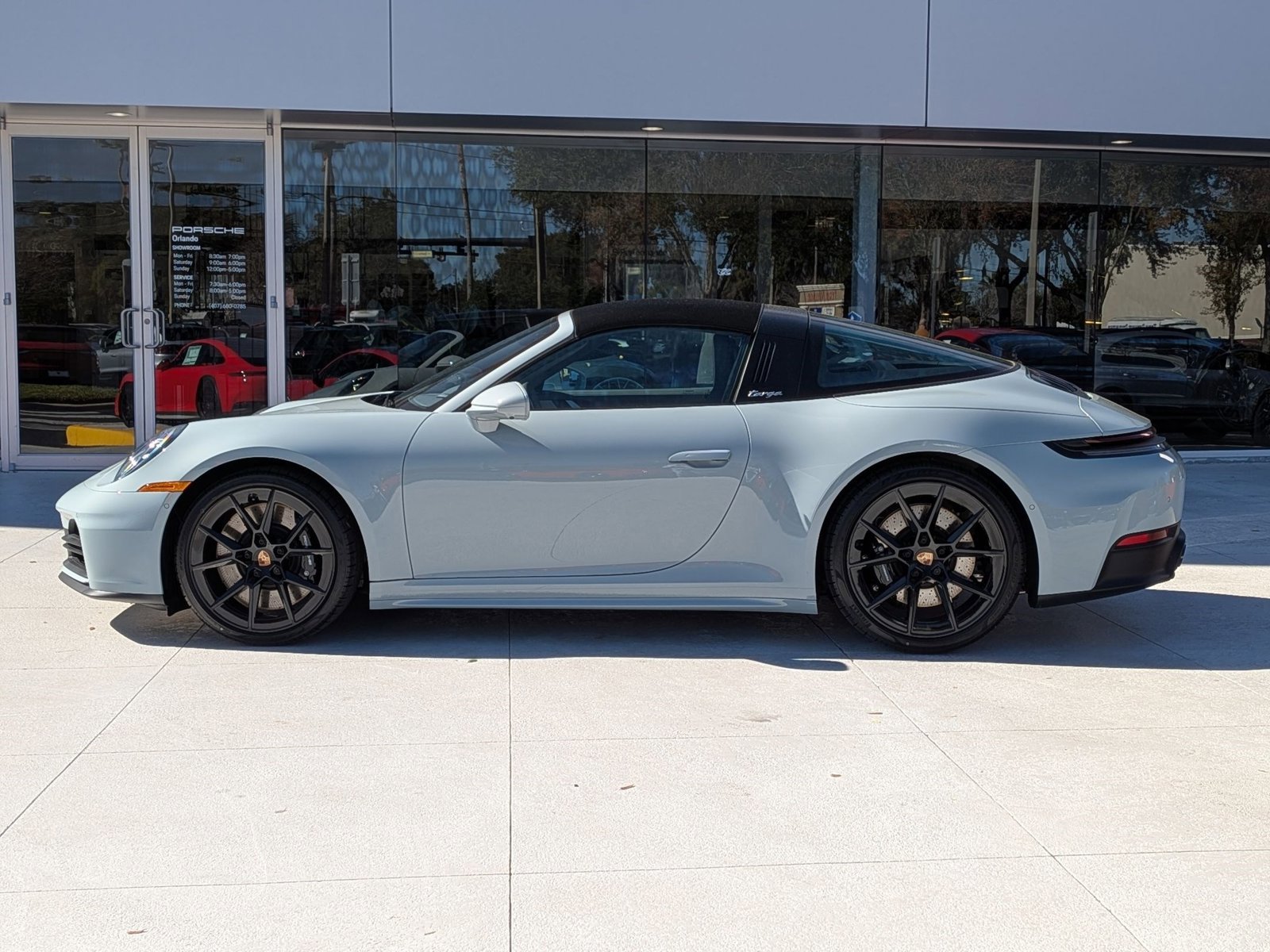 New 2026 Porsche 911 Targa 4S image 2