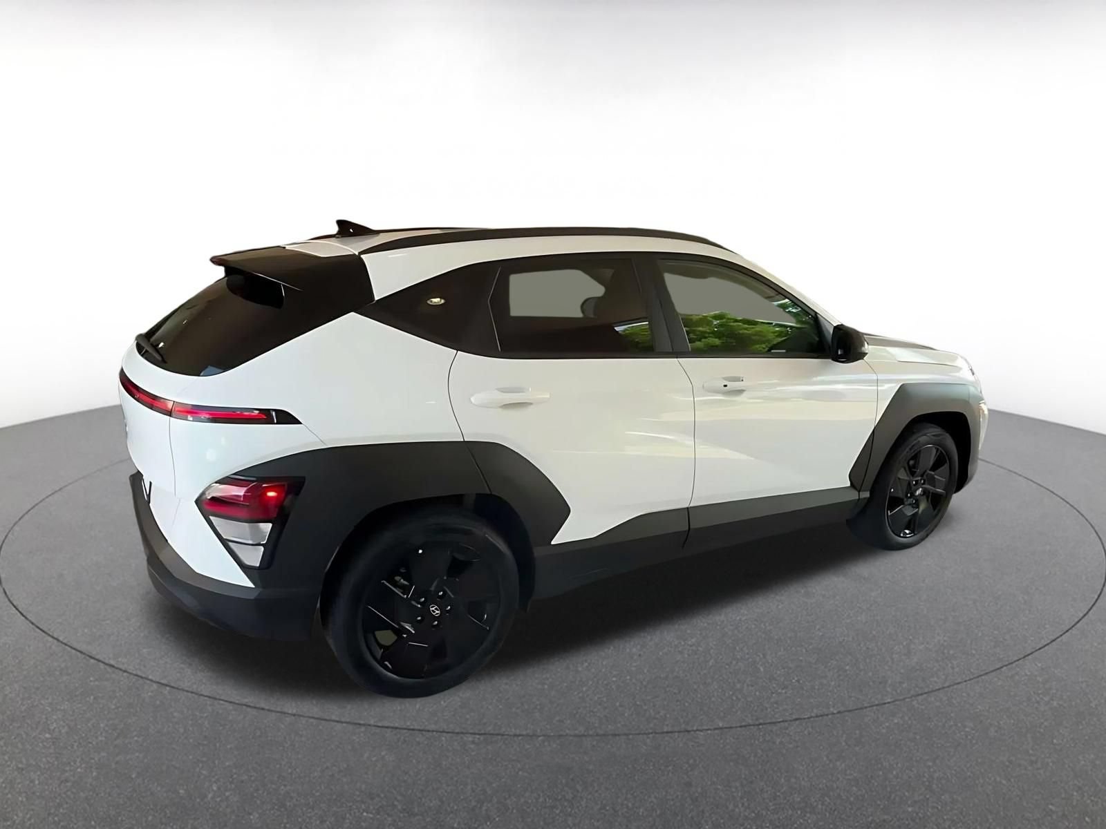 Used 2026 Hyundai Kona SEL Sport FWD image 12