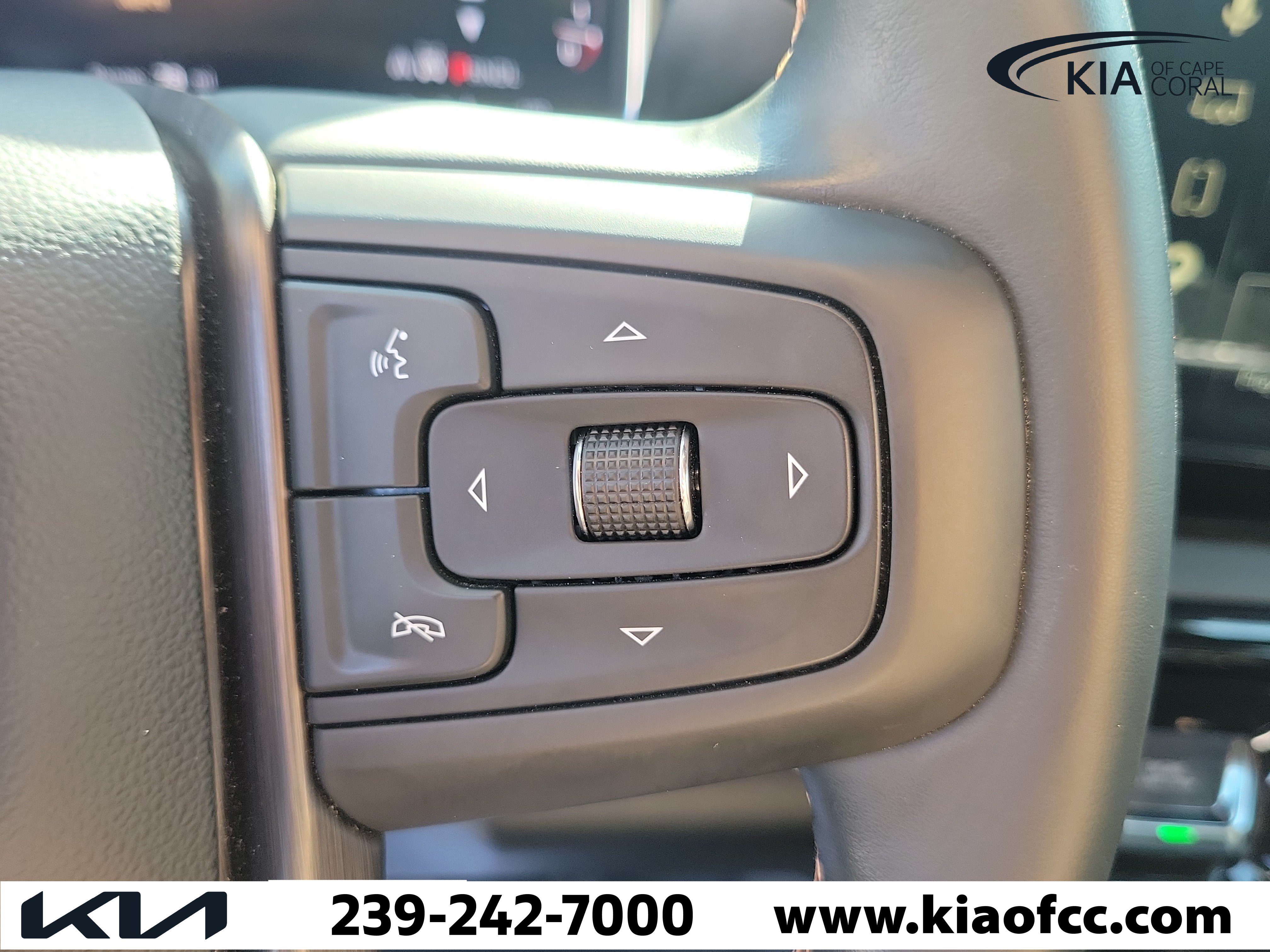 Used 2026 GMC Sierra 2500 AT4 AWD/4WD image 26