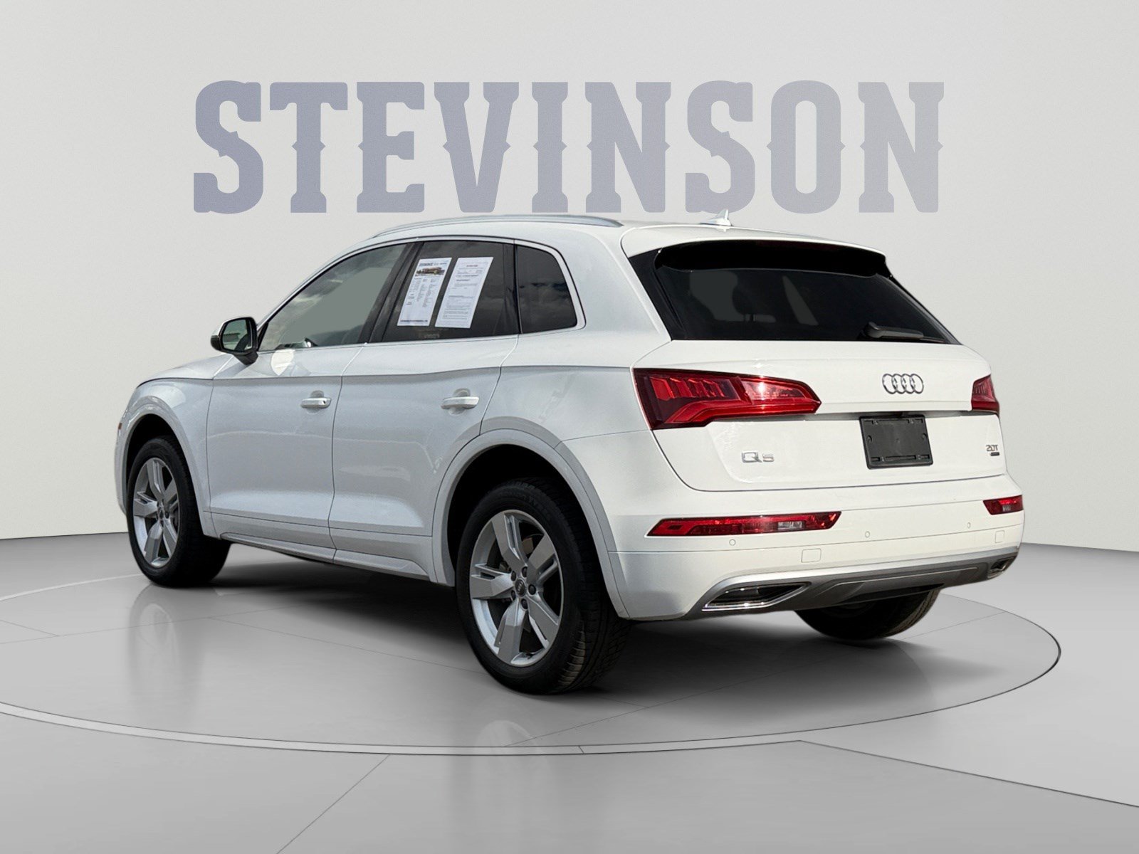 Used 2018 Audi Q5 2.0T Premium Plus w/ Premium Plus Package AWD/4WD image 3