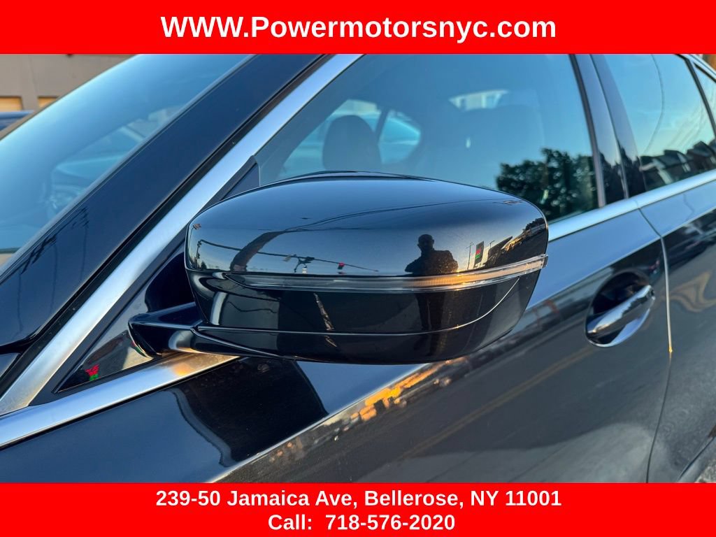 Used 2024 BMW 330i Sedan w/ Convenience Package RWD image 13