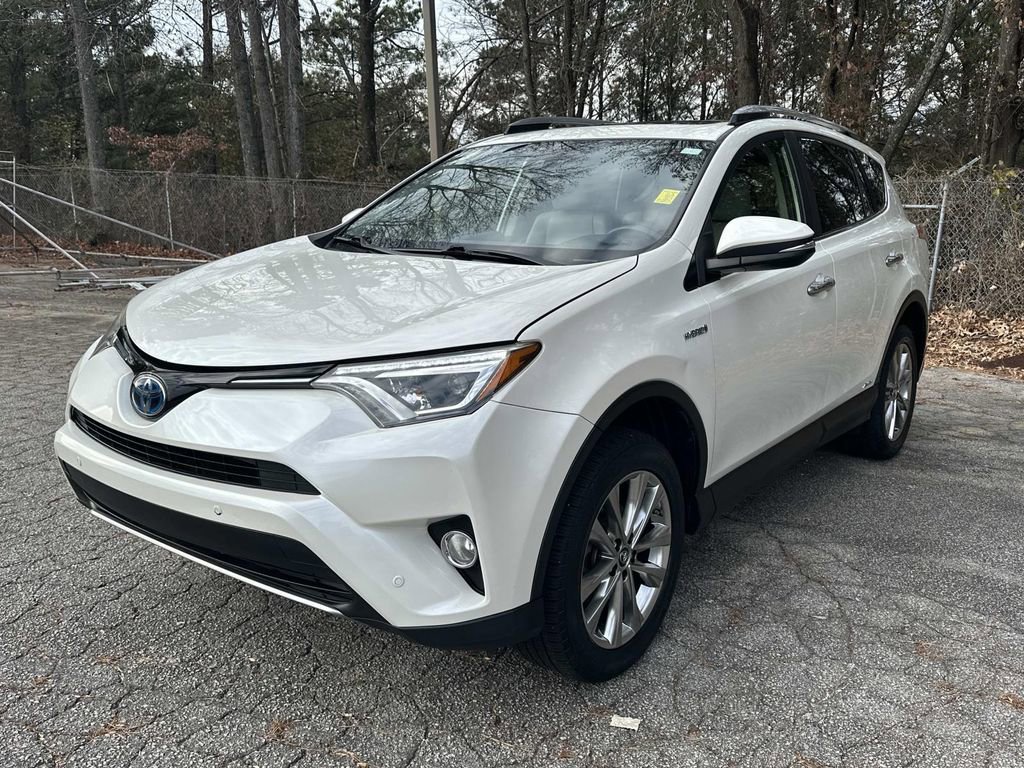 Used 2018 Toyota RAV4 Limited image 3