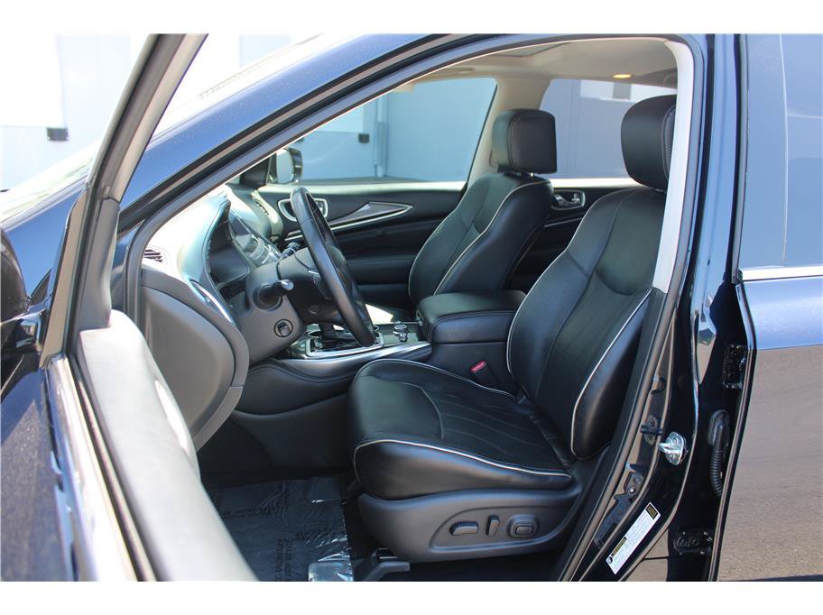Used 2019 INFINITI QX60 Luxe w/ Essential Package FWD image 8
