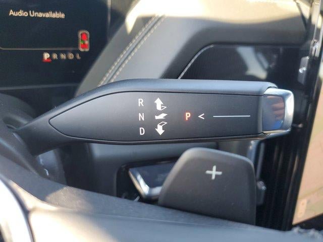 New 2026 GMC Yukon XL Elevation image 27