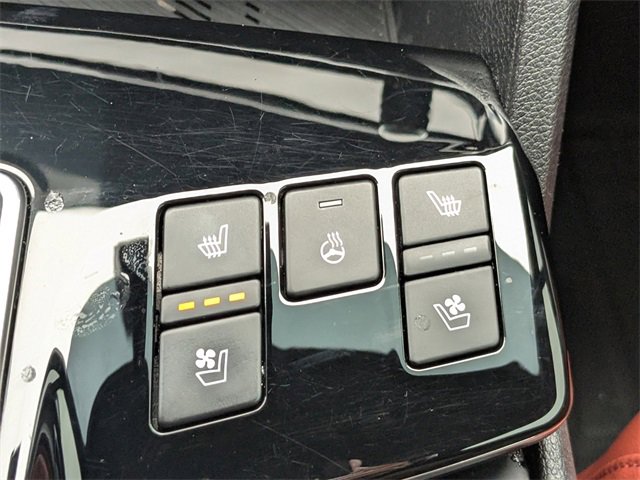 Used 2023 Kia Sportage SX image 22