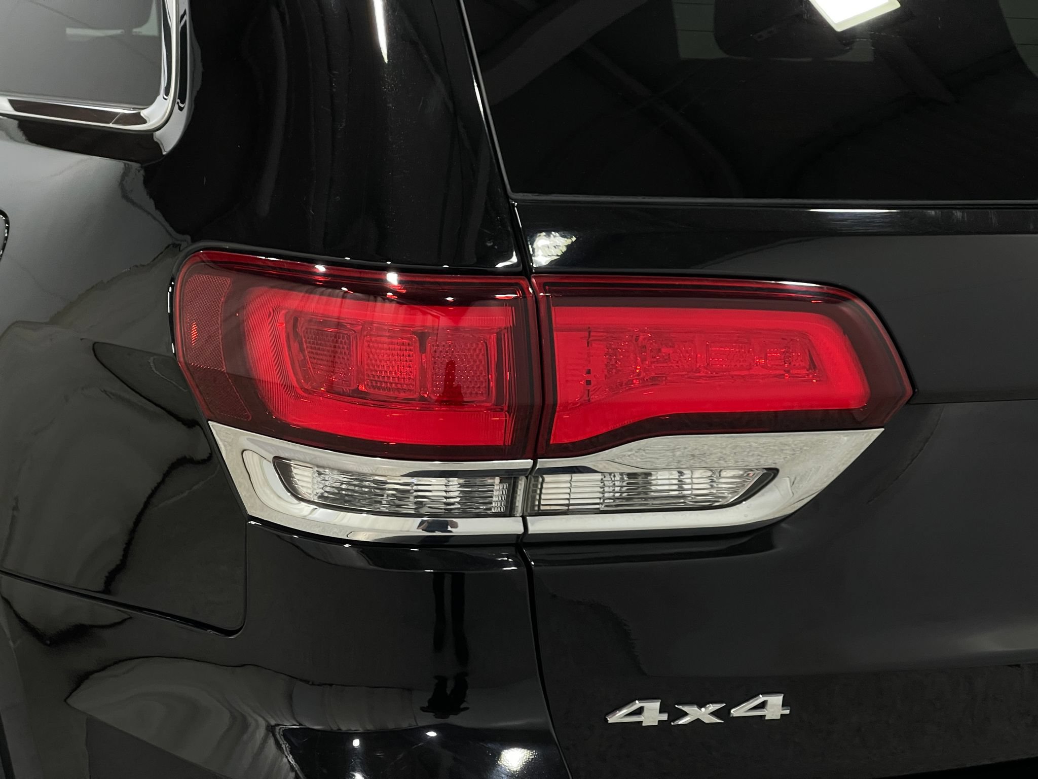 Used 2021 Jeep Grand Cherokee Laredo X AWD/4WD image 33