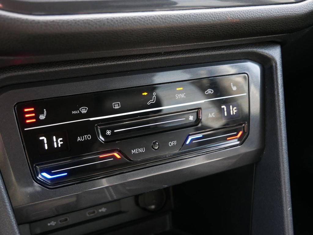 Used 2024 Volkswagen Tiguan Wolfsburg Edition image 19
