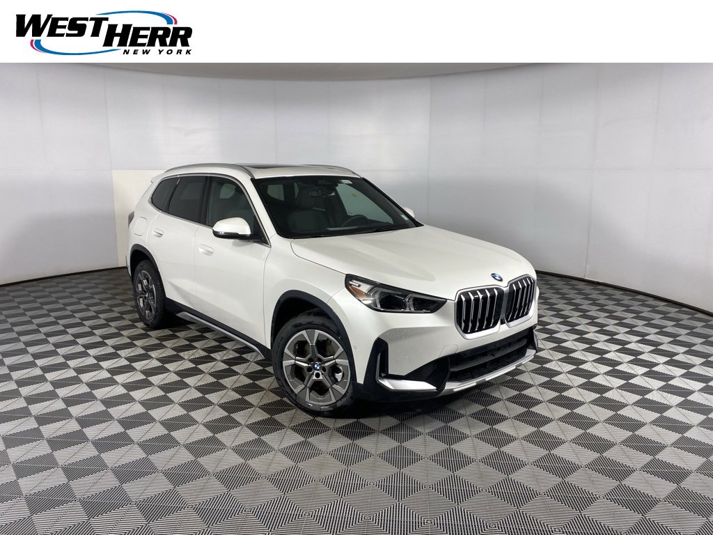 New 2026 BMW X1 xDrive28i w/ Technology Package