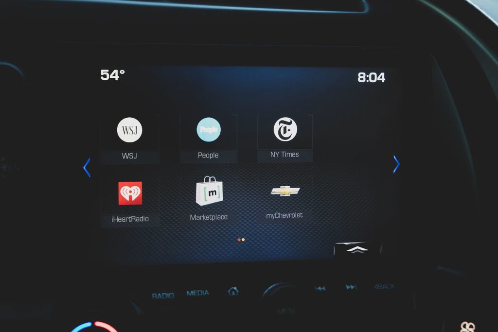 Used 2018 Chevrolet Corvette Stingray Coupe w/ 1LT RWD image 6