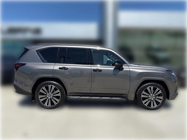 New 2026 Lexus LX 700h Luxury image 10