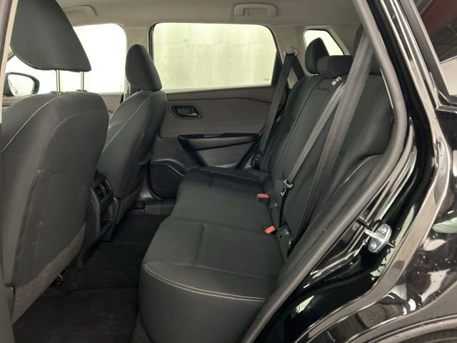 Used 2023 Nissan Rogue S AWD/4WD image 20