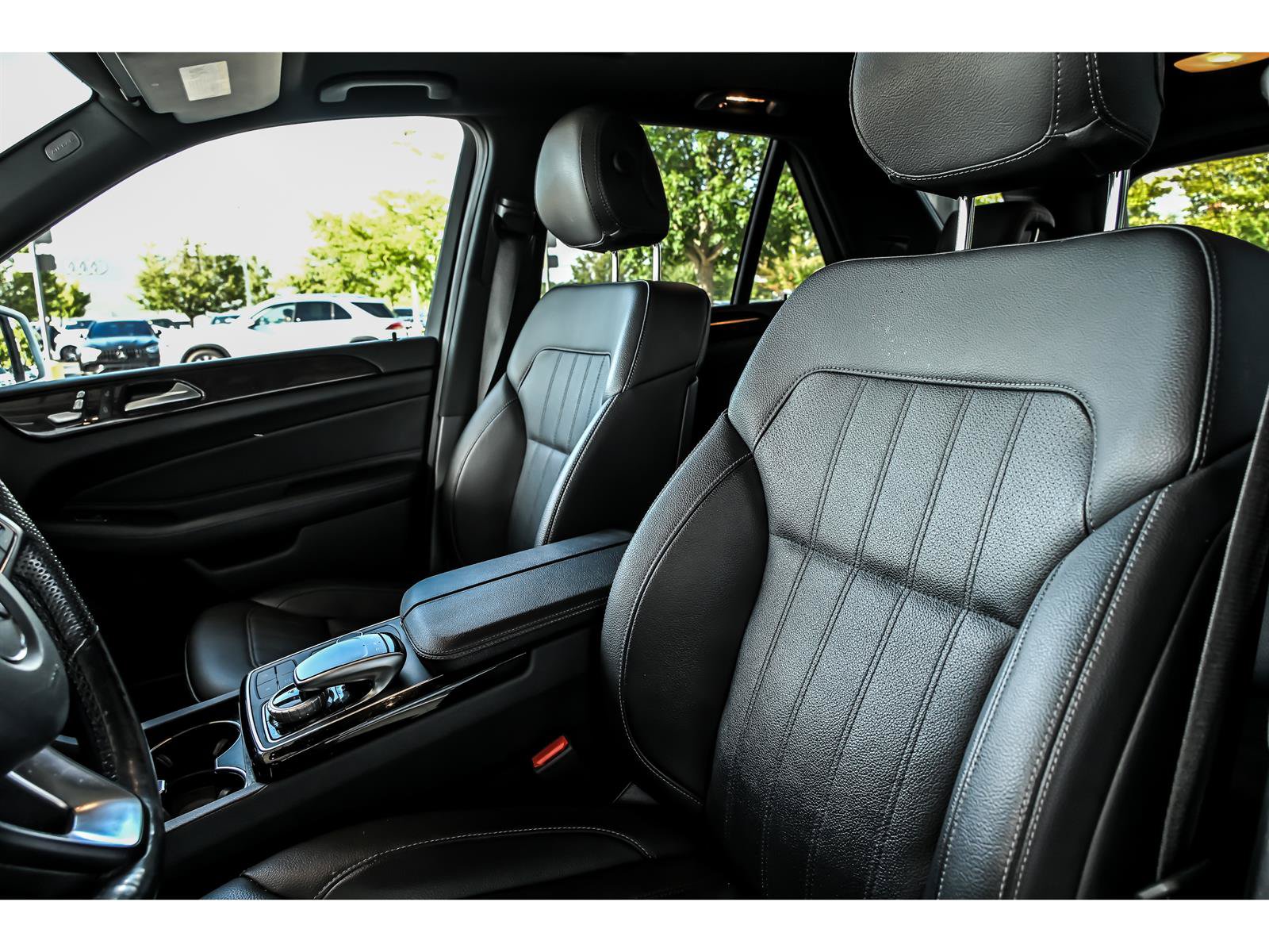 Used 2019 Mercedes-Benz GLE 400 4MATIC image 14