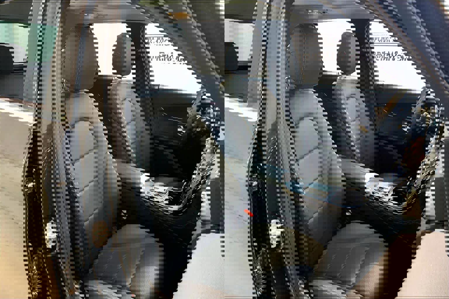 Used 2021 Mercedes-Benz GLC 300 4MATIC image 9