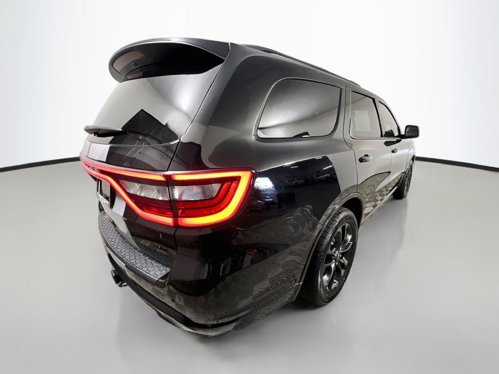 Used 2023 Dodge Durango R/T RWD image 3