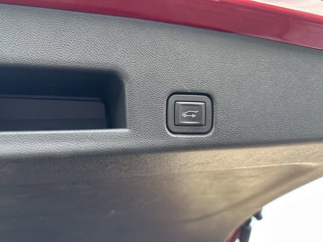 Used 2024 Chevrolet Traverse RS w/ LPO, Floor Liner Package image 59