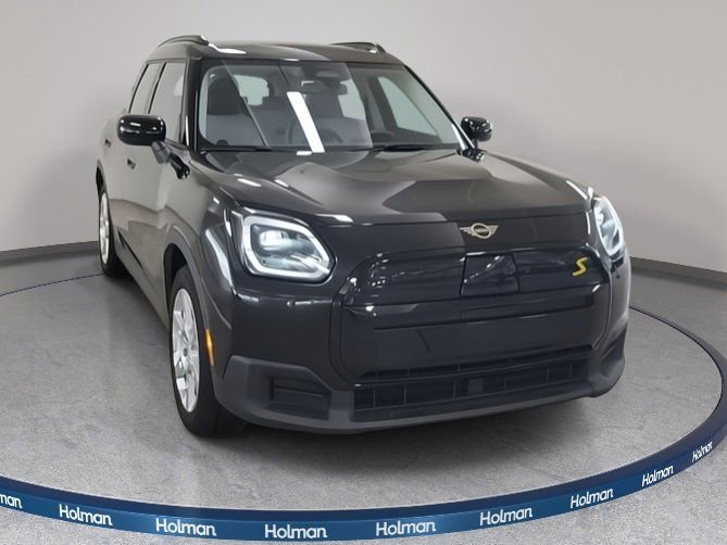 Used 2025 MINI Cooper Countryman SE image 3