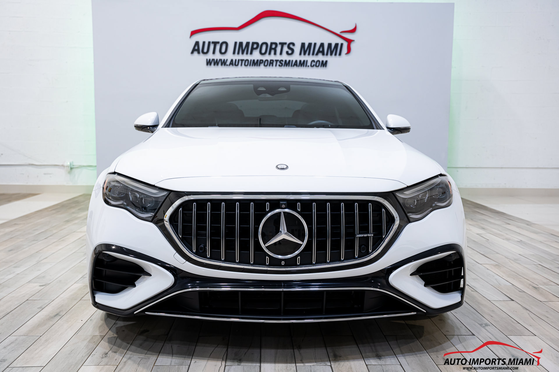 Used 2025 Mercedes-Benz E 53 AMG e 4MATIC Sedan w/ Driver Assistance Package image 29