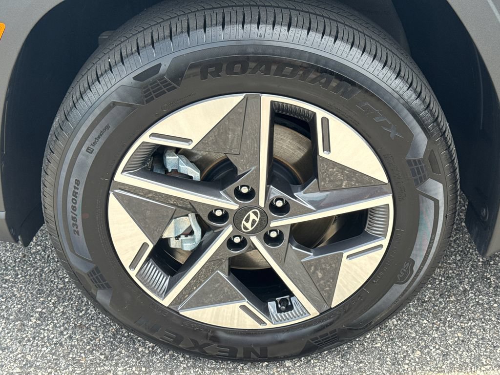 Certified 2025 Hyundai Tucson SEL AWD/4WD image 11