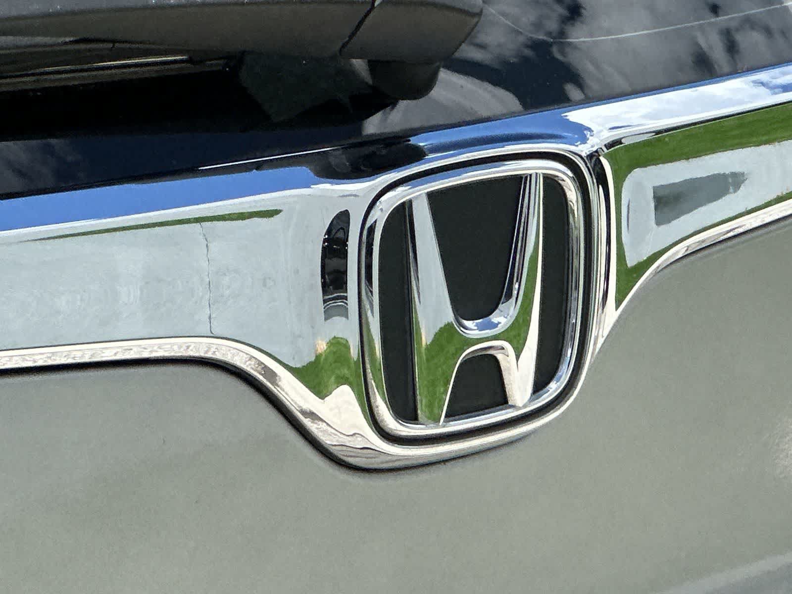 Used 2018 Honda CR-V LX image 15