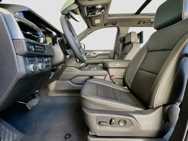 New 2026 GMC Yukon Elevation w/ Elevation Premium Package AWD/4WD image 15