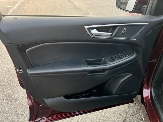 Certified 2024 Ford Edge SEL w/ Convenience Package AWD/4WD image 11