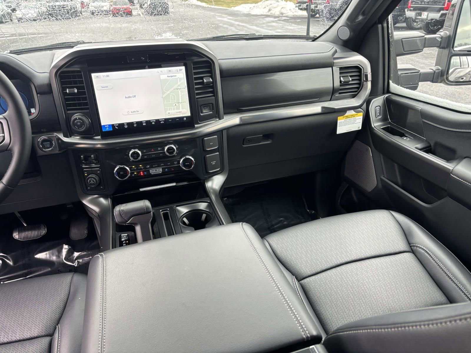 New 2025 Ford F150 Lariat w/ Equipment Group 501A Mid image 31