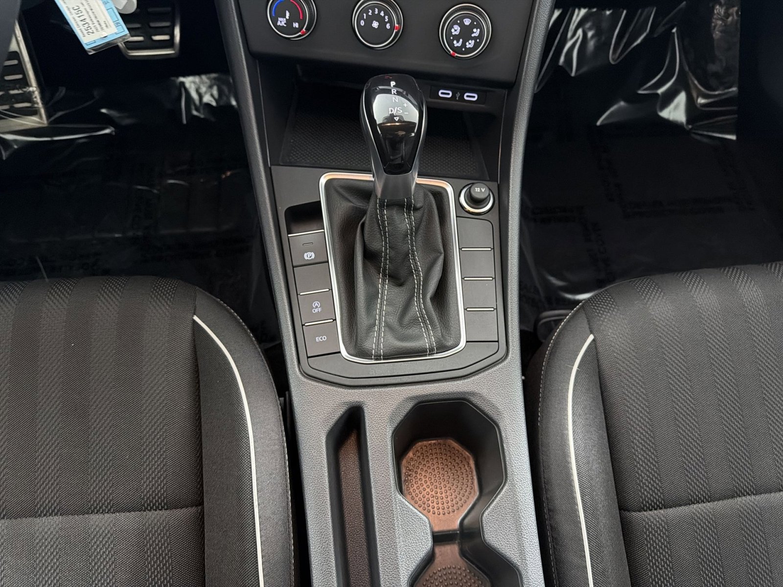 Used 2023 Volkswagen Jetta Sport image 21