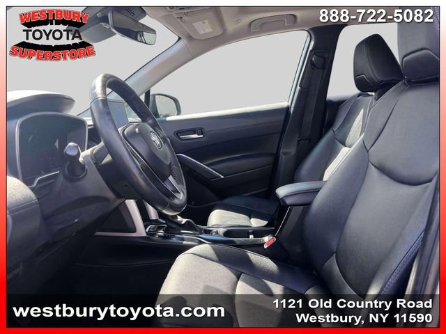 Used 2023 Toyota Corolla Cross XLE w/ Convenience Package image 20