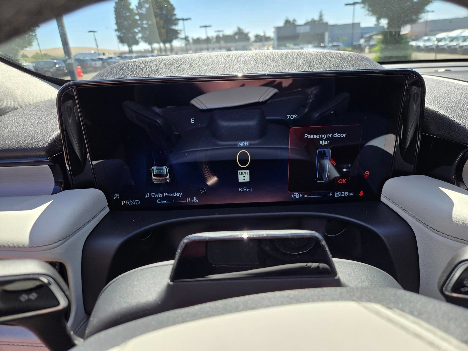 New 2026 Lincoln Aviator Reserve AWD/4WD image 13