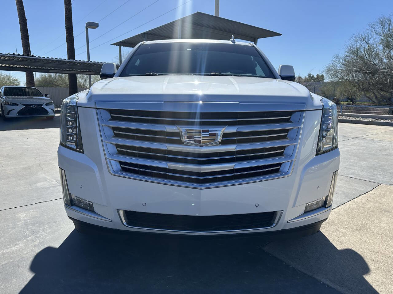 Used 2016 Cadillac Escalade ESV Platinum image 2