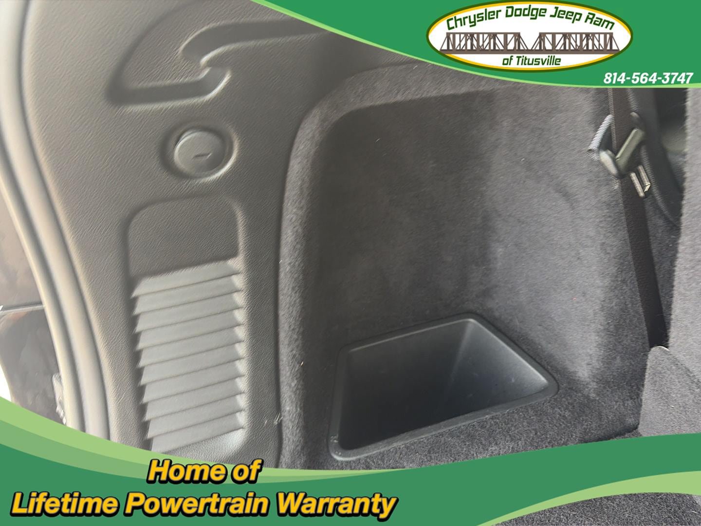 Used 2024 Dodge Durango SXT AWD/4WD image 11