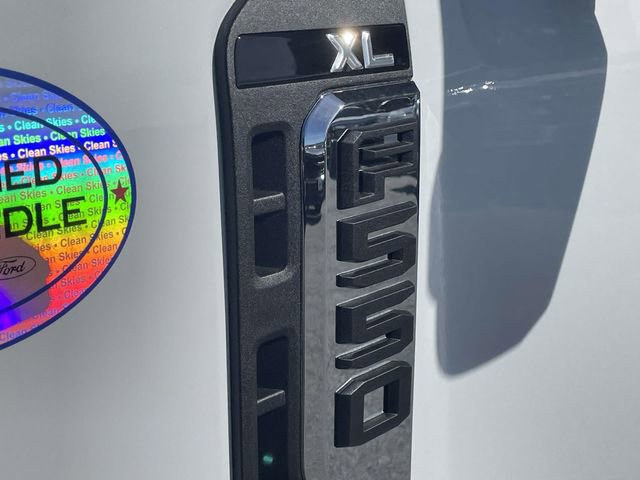 New 2026 Ford F550 4x4 Regular Cab Super Duty image 22