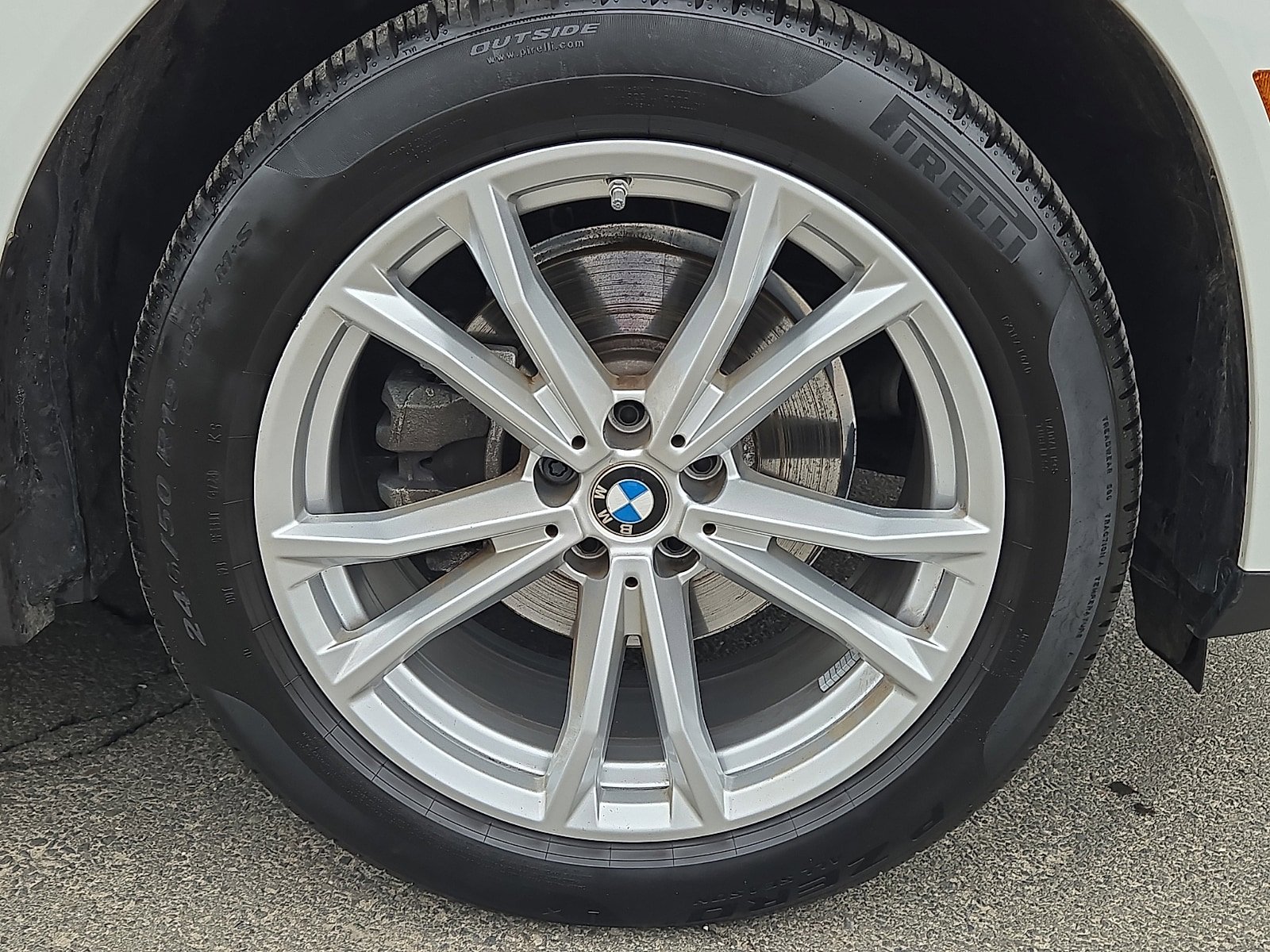 Used 2025 BMW X3 xDrive30i w/ Premium Package AWD/4WD image 8
