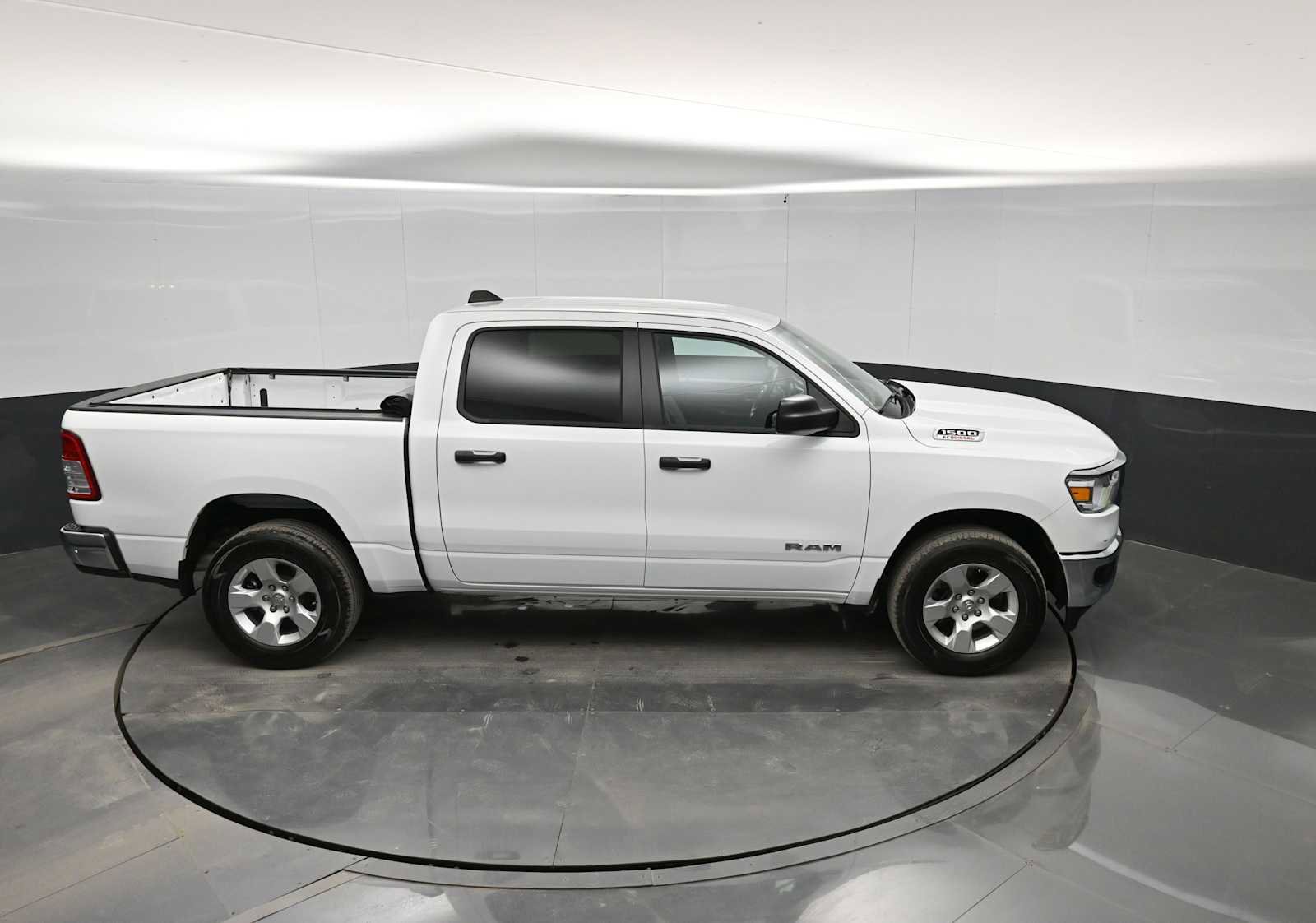 Used 2023 RAM 1500 Big Horn image 27