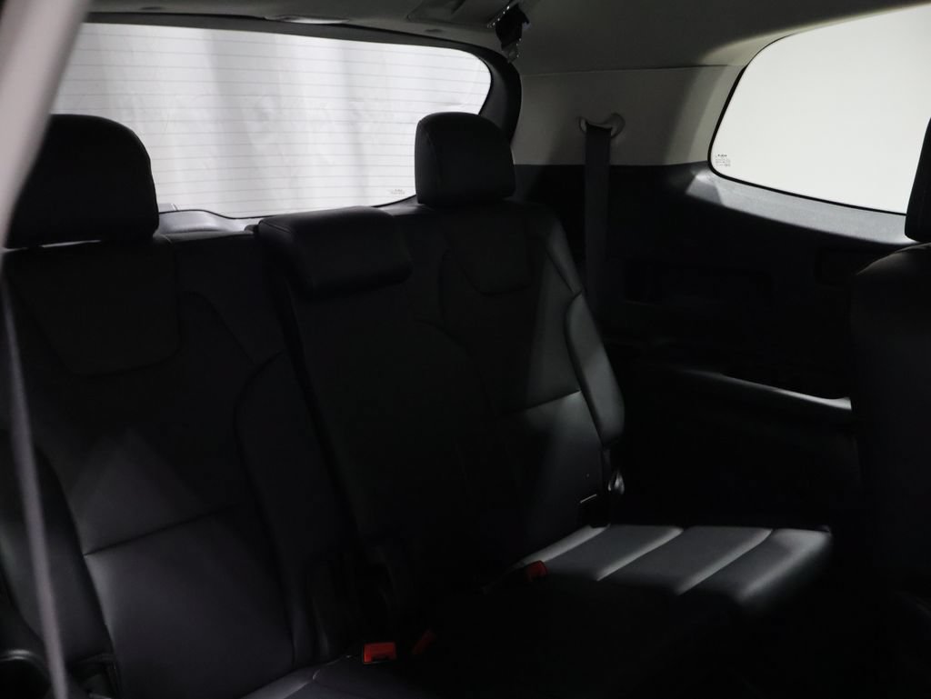 Used 2025 Kia Telluride S AWD/4WD image 21