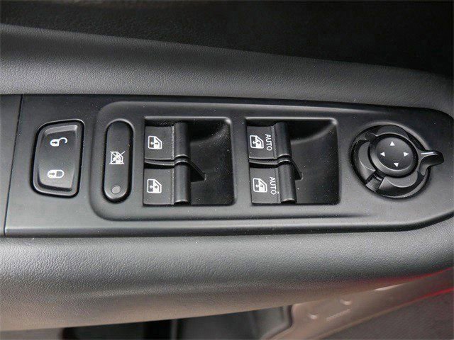 Used 2023 Jeep Renegade Latitude image 18