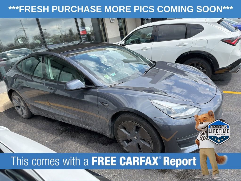 Used 2022 Tesla Model 3 Long Range AWD/4WD image 3