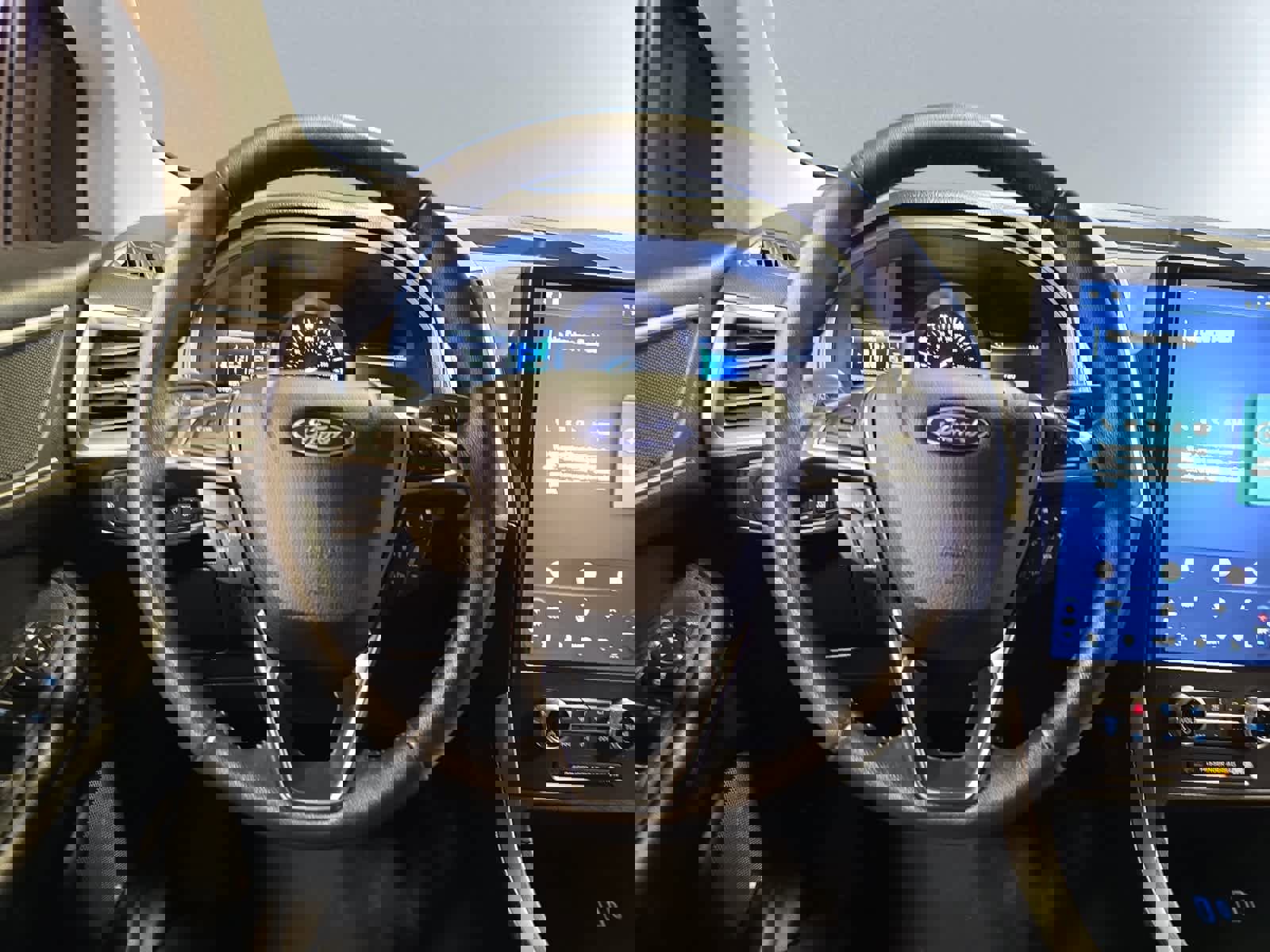 Used 2022 Ford Edge SEL w/ Convenience Package image 31