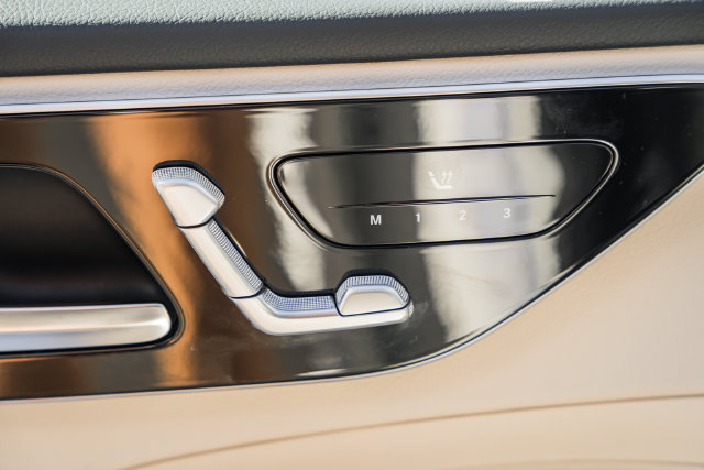 New 2027 Mercedes-Benz C 300 4MATIC Sedan image 38