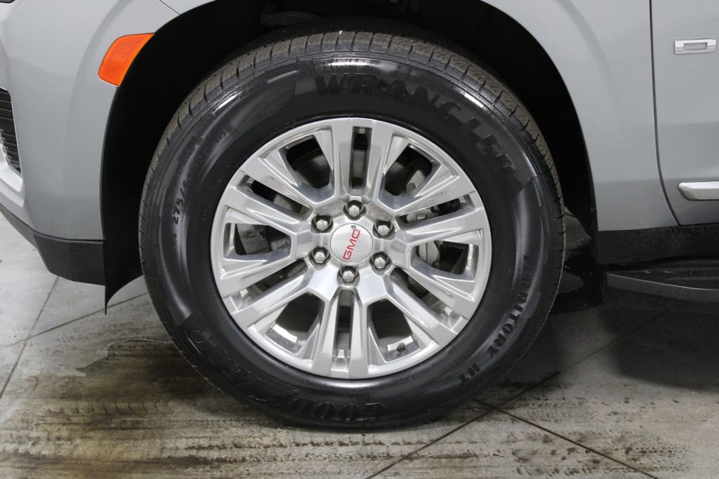 Used 2024 GMC Yukon XL Denali RWD image 22