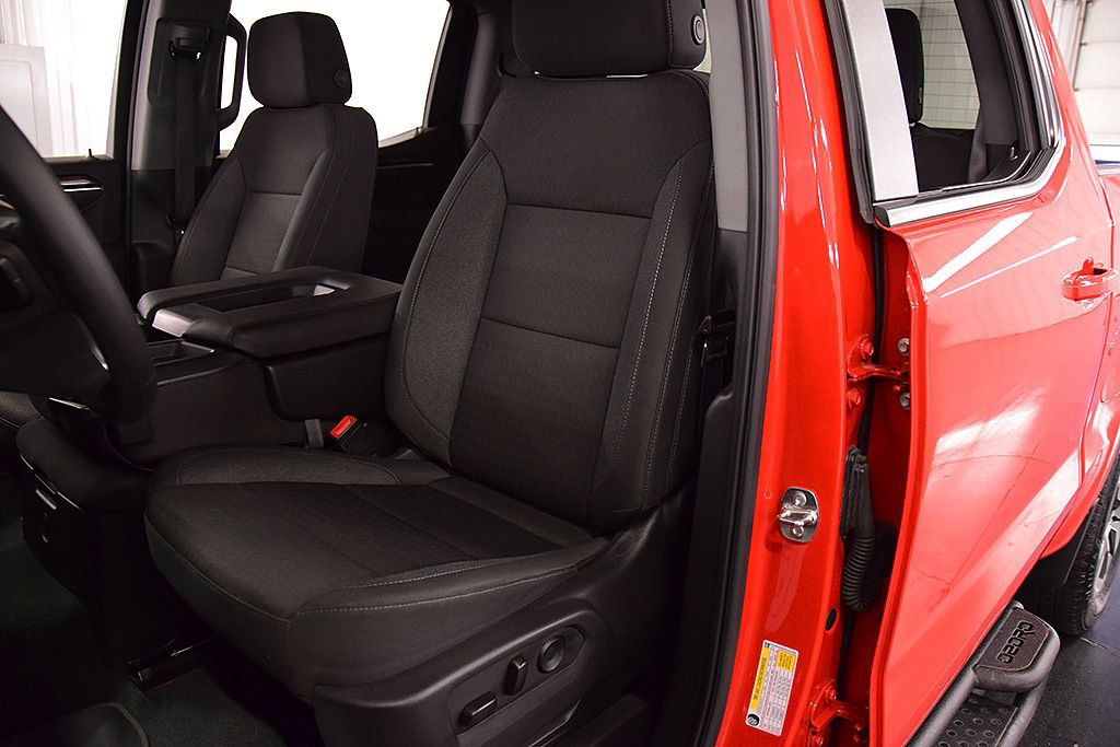 Used 2025 Chevrolet Silverado 1500 LT AWD/4WD image 28
