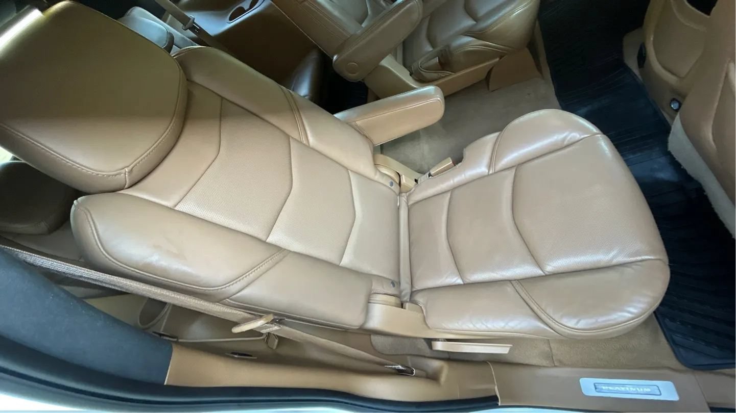 Used 2016 Cadillac Escalade 2WD image 18