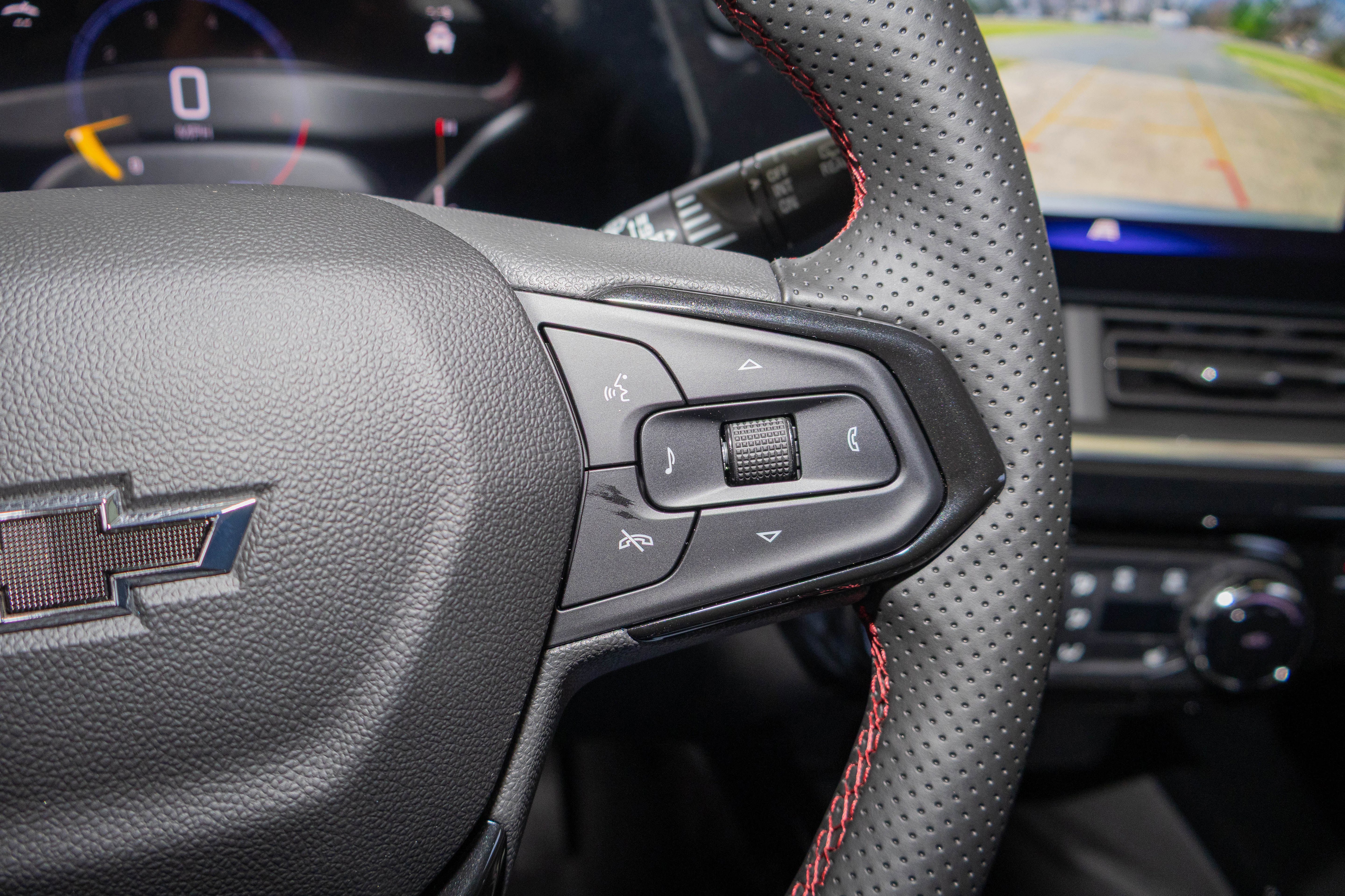 New 2026 Chevrolet Trax RS w/ Sunroof Package image 19